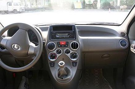 精灵胶条老化维修