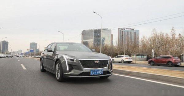 凯迪拉克CT6真皮座椅磨损翻新