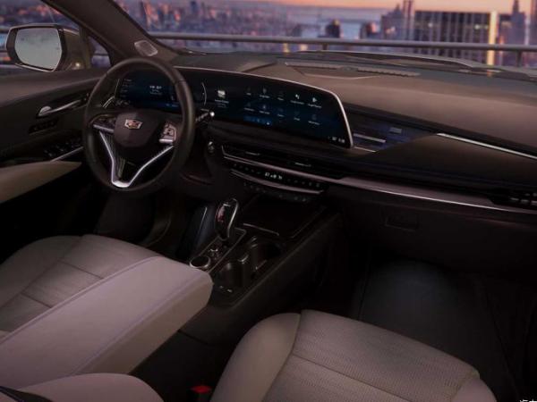 XT4发动机漏油原因解析与解决方案（2025最新指南）