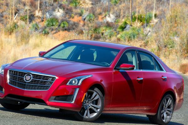 凯迪拉克CTS豪华车车门问题