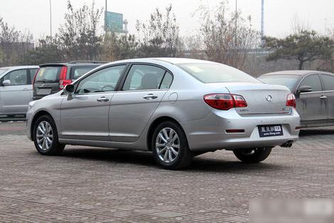 长城汽车腾翼C50压缩机维修