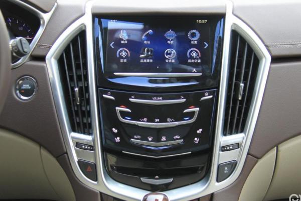 凯迪拉克SRX仪表板故障