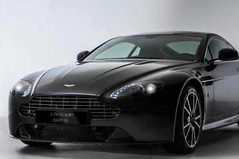 阿斯顿马丁V8-Vantage