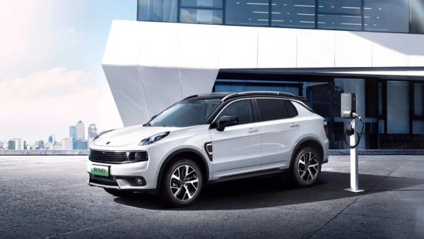 领克01四轮定位