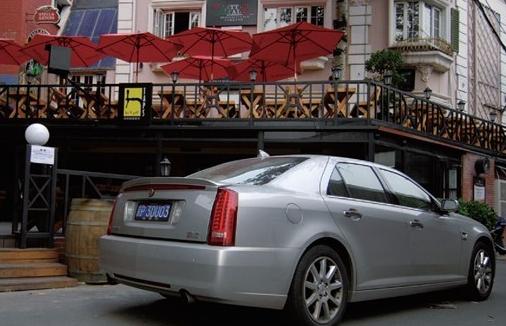 凯迪拉克SLS凯迪拉克雨刮器异响