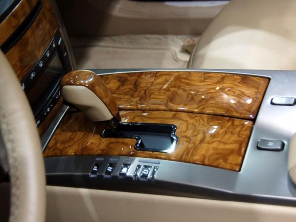 凯迪拉克XLR方向盘抖动终极解决方案 5种常见原因及修复技巧