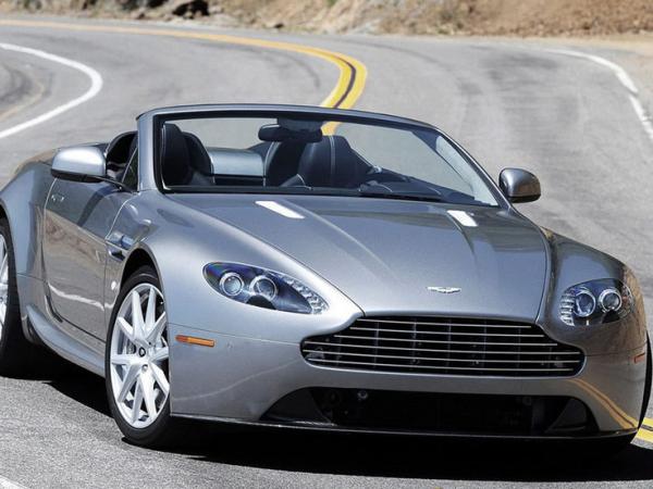 2009年阿斯顿马丁V8-Vantage