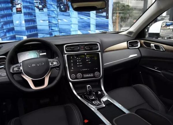 领克01喷油嘴维修