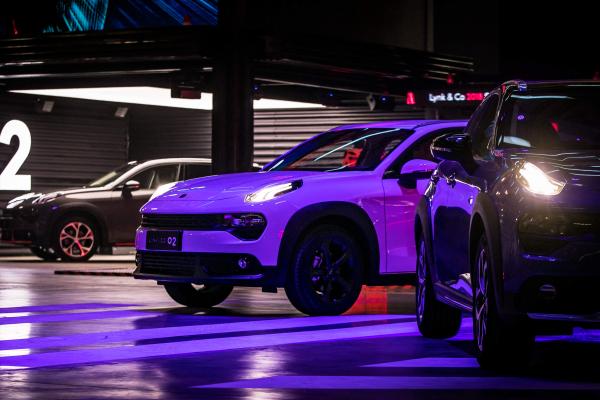 领克02刹车片更换周期