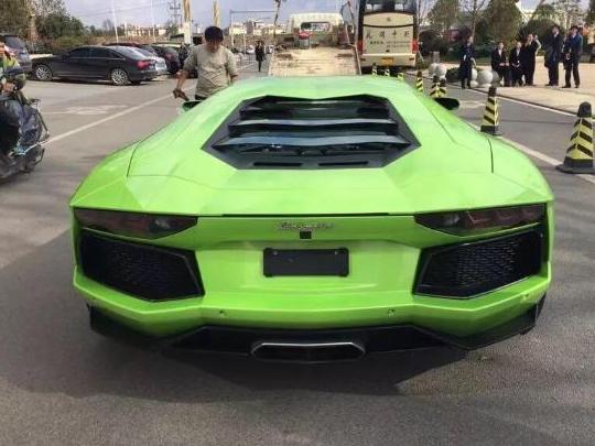 兰博基尼埃文塔多Aventador注意事项