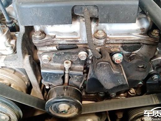 江铃宝典发动机气缸内垫漏油,发动机气缸垫漏油有影响吗