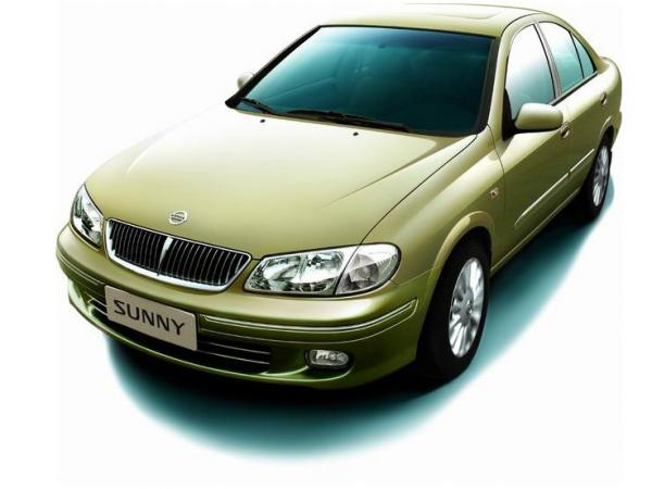 东风日产阳光Sunny车窗玻璃损坏处理