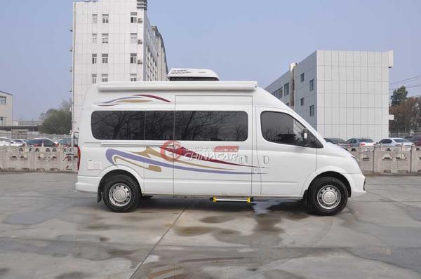 大通V80车载电子设备维修